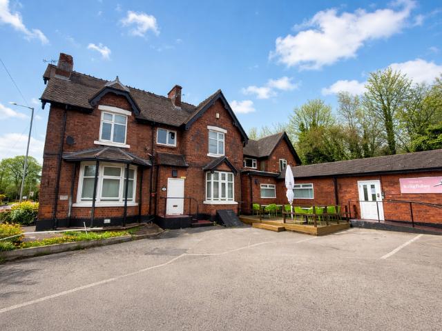 Birmingham Road, Lichfield, WS13 3 bed apartment to rent £1,400 pcm £323 pw