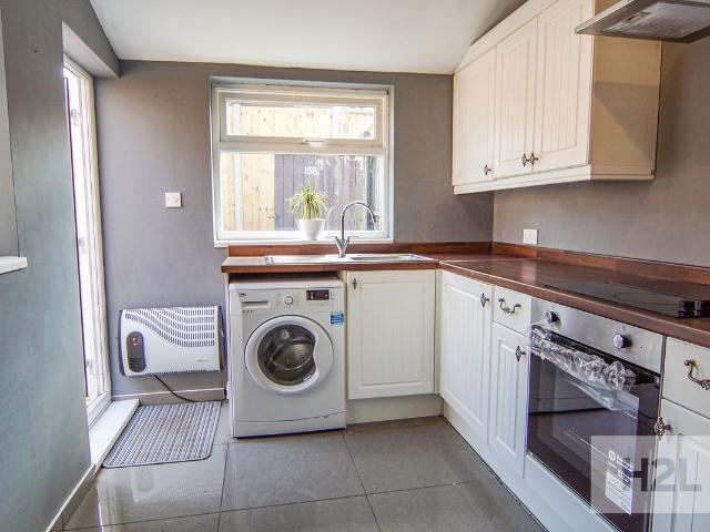 Birmingham Road, Millisons Wood CV5, 2 bed flat to rent, £895 pcm | PrimeLocation