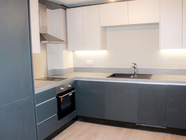 Birmingham Road, West Bromwich B70, Studio to rent, £800 pcm | PrimeLocation