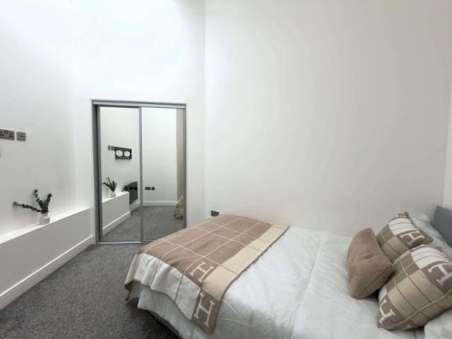 Birmingham, UK B19, 3 bed shared accommodation to rent, £775 pcm | PrimeLocation