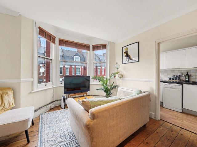 Birnam Road N4, 2 bed flat to rent, £2,350 pcm | PrimeLocation