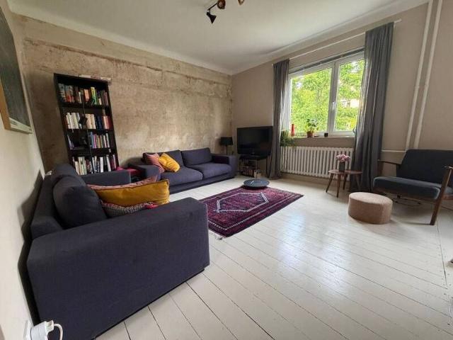 bis Juli 27 befristet, möbliertes Einfamilienhaus mit 5 Zimmern in Berlin Lichterfeld