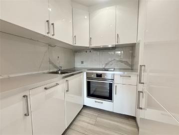 BIS ZU 3 MONATE KOSTENLOS 2.5 Zimmer in Capolago Nähe Bahnhof