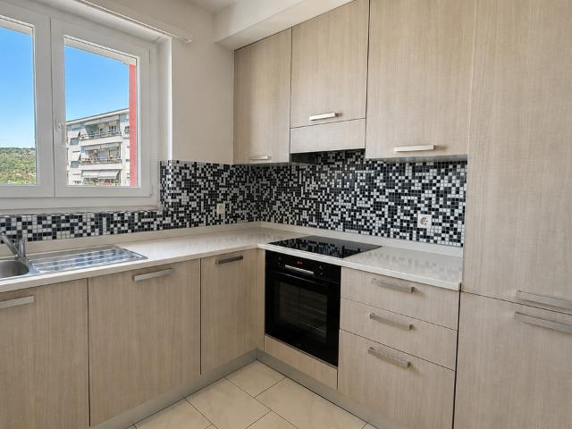 BIS ZU 3 MONATE GRATIS – Modernes 4.5 Zimmer Apartment in Mendrisio