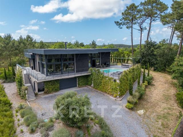 Biscarrosse Golf – Villa d’architecte de 340 m² avec rooftop. 340m² Biscarrosse
