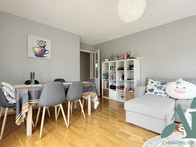Bischoffsheim, idéalement situé, appartement 4 pieces avec ter