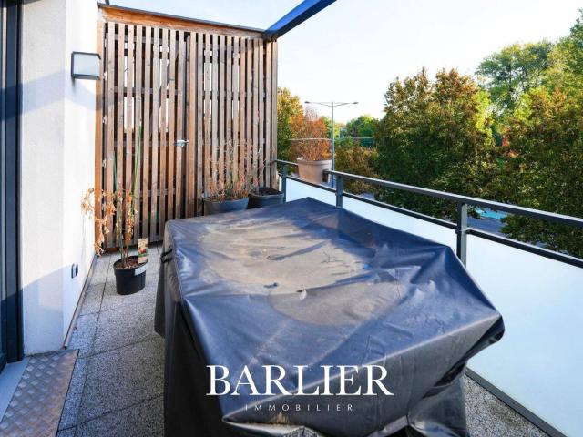 BISCHHEIM 2 pièces de 41,50m2 Terrasse Parking et cave