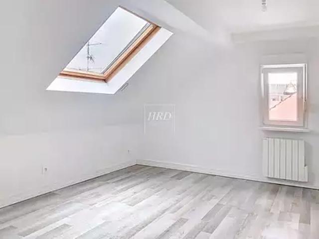 Bischheim 67800 Achat / Vente appartement 2 pièces t2 au dernier étage