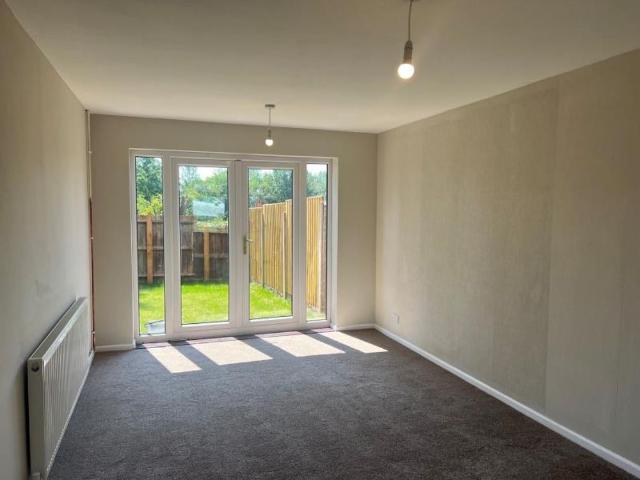 Bishopdale, Brookside £900 pcm