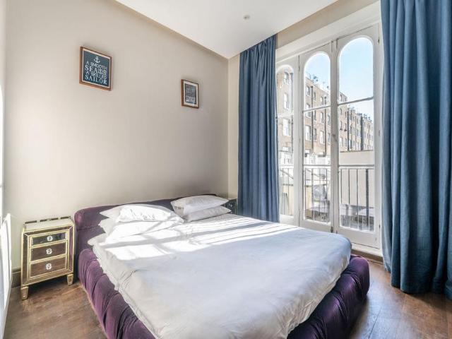 Bishops Bridge Road, Bayswater. 2 bed flat to rent £6,045 pcm £1,395 pw