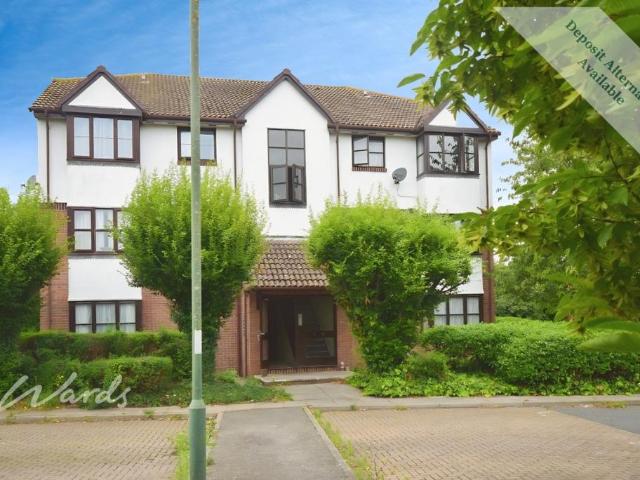 Bishops Court Greenhithe DA9 1 bed apartment to rent £1,075 pcm £248 pw