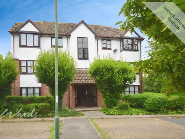 Bishops Court, Greenhithe DA9, 1 bed flat to rent, £1,100 pcm | PrimeLocation