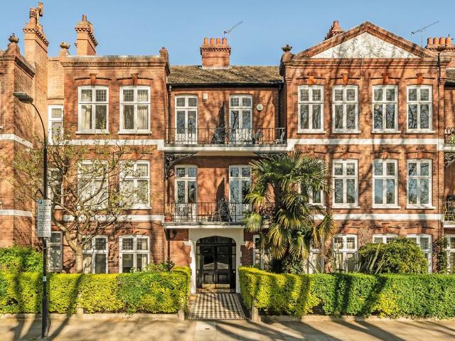 Bishops Park Road, Fulham SW6, 3 bed flat to rent, £3,500 pcm | PrimeLocation