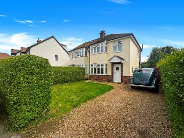 Bishops Road, Cambridge CB2 3 bed end of terrace house to rent £1,850 pcm £427 pw