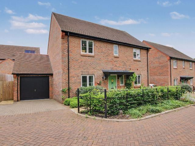 Bishops Waltham, Southampton SO32, 4 bed detached house to rent, £2,500 pcm | PrimeLocation