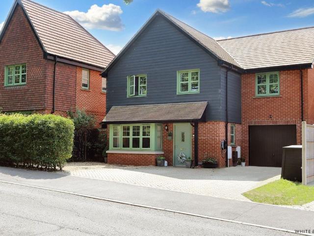 Bishops Waltham, Southampton SO32, 4 bed detached house to rent, £2,950 pcm | PrimeLocation