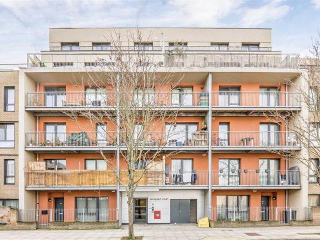 Bishops Way, London E2 5 bed flat to rent £6,000 pcm £1,385 pw