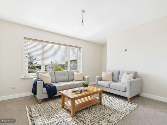 Bishopston Road, Bishopston, Swansea SA3, 2 bed flat to rent, £800 pcm | PrimeLocation