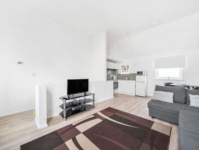 Bismuth Drive, Sittingbourne, Kent, ME10