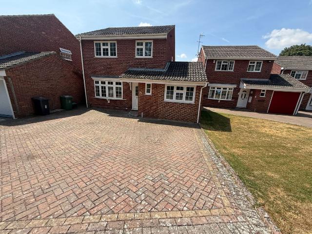 Bittern Avenue, Abbeydale GL4, Property to rent, £1,400 pcm | PrimeLocation
