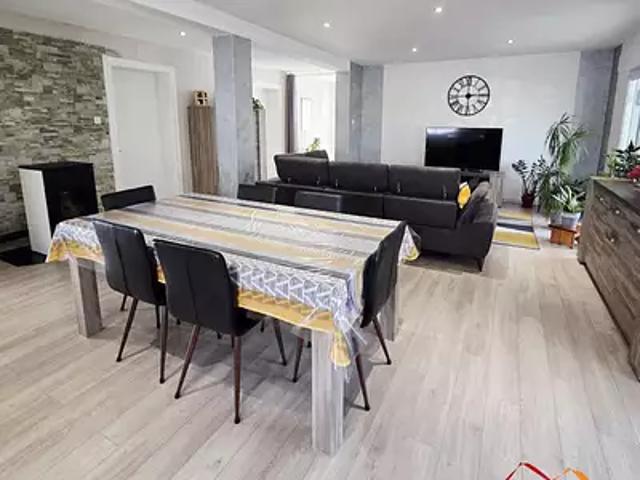 Bitche 57230 Achat / Vente maison 5 pièces t5 piscine parking
