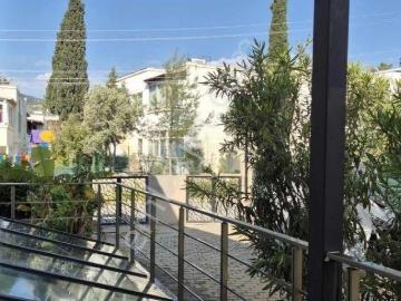 Bitez Kavaklı Sarnıçta Kiralık Eşyalı 3+ 1 Bahçeli Dubleks