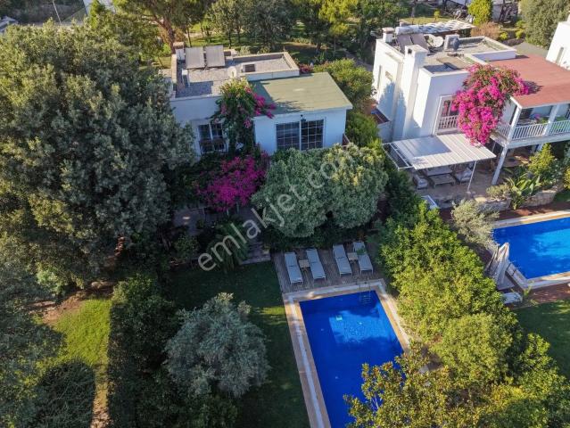 Bitez Köyiçinde Özel Havuzlu Müstakil 3+1 Villa