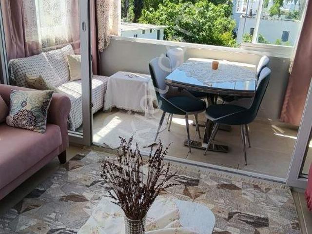 Bitez'de Denize 100mt Eşyalı 2+1 Daire