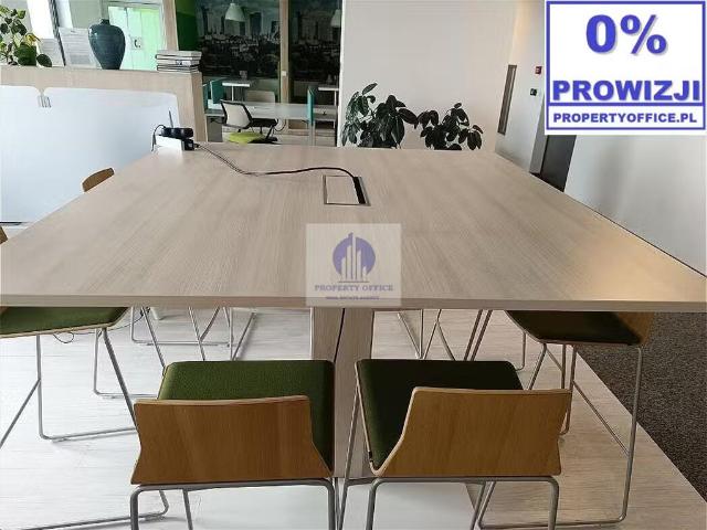 Biurko coworkingowe na Mokotowie, dostęp 24/7, bez prowizji