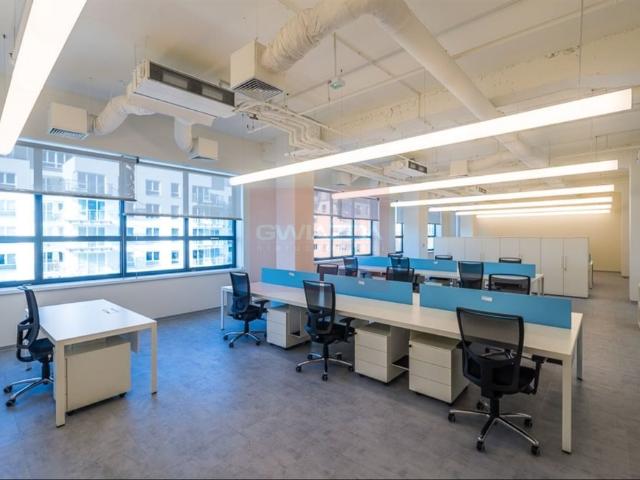 Biuro 570 m² z tarasem nowoczesny budynek Mokotów