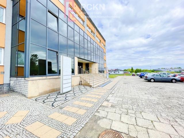 Biuro 15 m2 z windą, monitoring, parking, dostęp 24/7