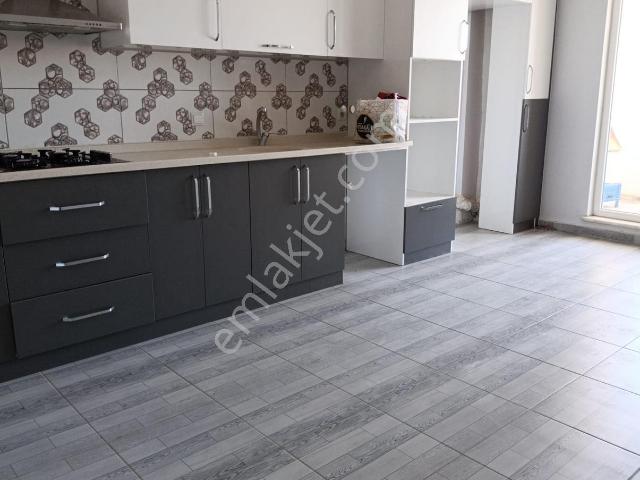 Bizim Emlaktan Sağlamlar Park'ta Kiralık 3+1 Geniş Daire