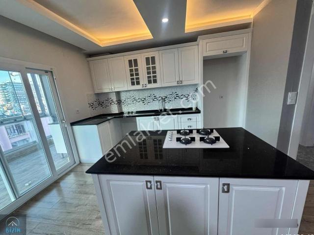 Bizim Emlak'tan Satılık 4+1 Daire