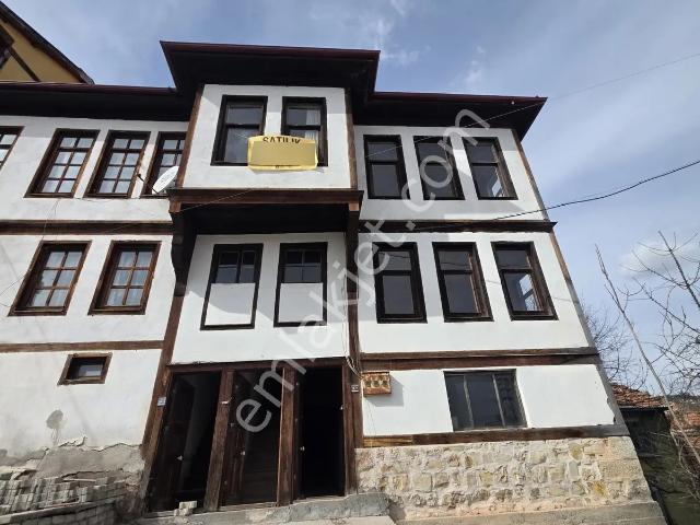Bizim Emlaktan Seyrangah Altında Satılık Tarıhi Konak