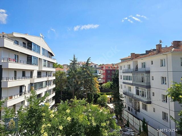 BOŞACİLLAKPINAR EMLAK OFİSİNDEN TUNALI HİLMİ CAD. PARALELİ ARA KAT ÖNCEP.2+1SATILIK DAİRE