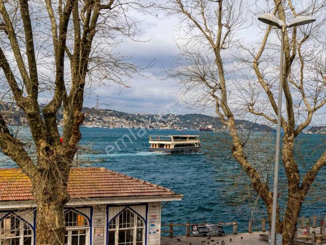 Boğazın Kalbinde Beylerbeyi İskele 'de 4+1 Yol Yalı Dairesi