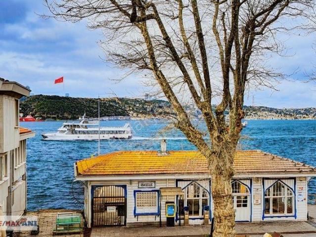 Boğazın Kalbinde Beylerbeyi İskele'de Prestijli 4+1 Yalı Dairesi
