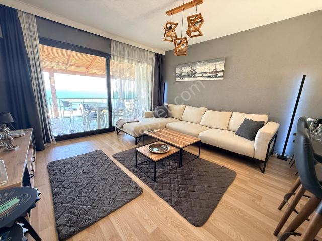 Boğaziçi/ Adabükü Mavi Tur Sitesi Eşsiz Deniz Manzaralı Villa