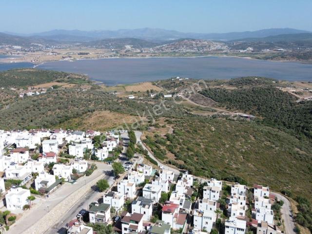 Boğaziçi Adabükünde Göl Manzaralı Müstakil Kiralık Dubleks Villa