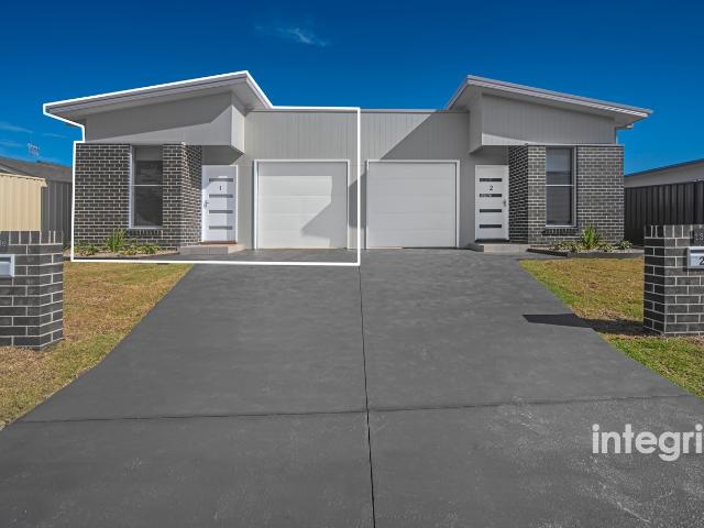 Bomaderry, 1/13E, Meroo, Road, Australia