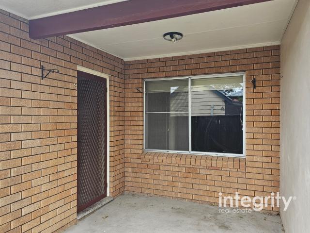 Bomaderry, 4/32, Birriley, Street, Australia