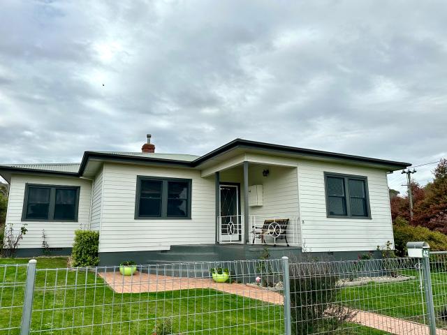 Bombala 42 Maybe Street