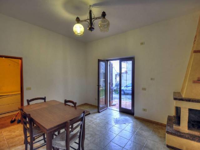 bonalaccia filetto quadrilocale 80mq