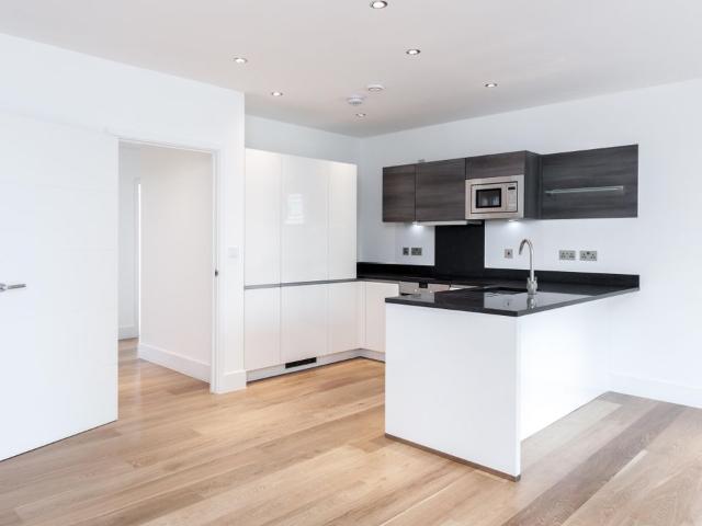Bonchurch Road, London W10, 2 bed flat to rent, £3,250 pcm | PrimeLocation
