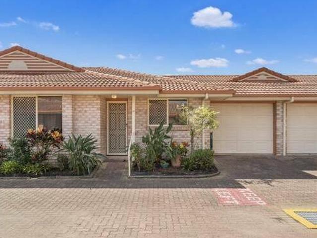Bongaree Unit Close to everything