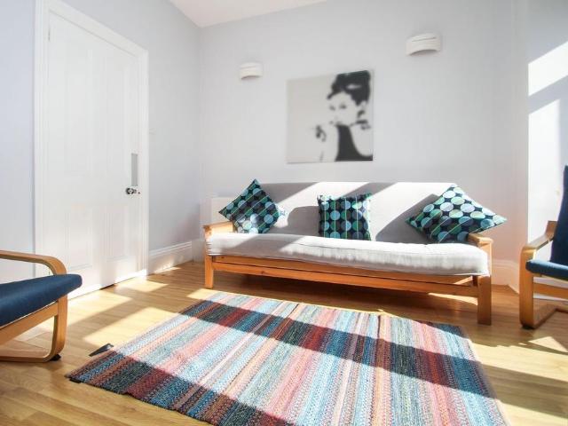 Bonham Road, Bournemouth BH9 4 bed detached house to rent £2,320 pcm £535 pw