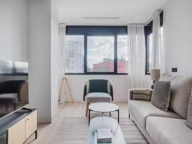 ¡En alquiler! Calle de Silva, Gran Vía 1 Bedroom 1 Bath