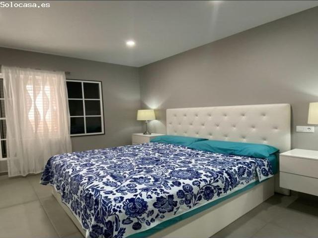 Bonito chalet adosado en Alquiler en la Avenida Alejandro del Castillo, San Fernando