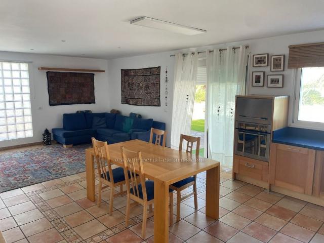 Bonito Chalet con precioso Jardin y maravillosos vistas