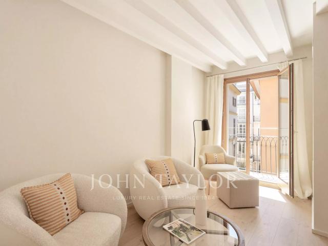 Bonito apartamento con balcón en el casco antiguo de Palma